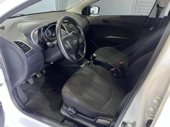 HYUNDAI HB20 1.0 UNIQUE 12V FLEX 4P MANUAL